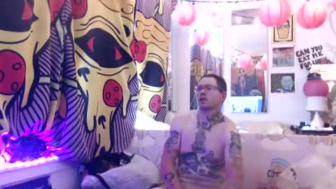 hank rams online show from June 22, 7:18 pm