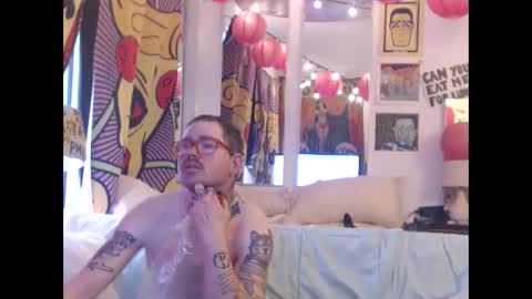 Snapshot of hankrams chatting on March 5, 7:28 pm hank rams online show from March 5, 7:28 pm