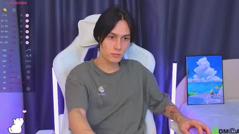 Mark online show from March 1, 11:26 pm