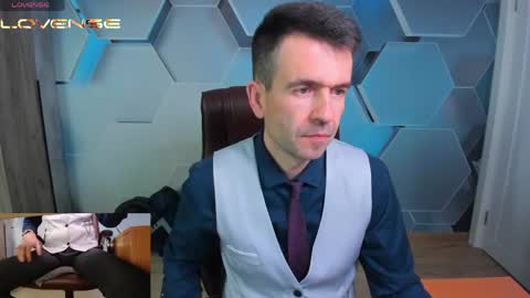 Steve online show from May 25, 3:35 am