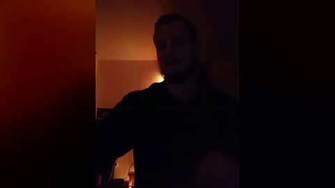 hard_gunn online show from April 4, 6:27 pm