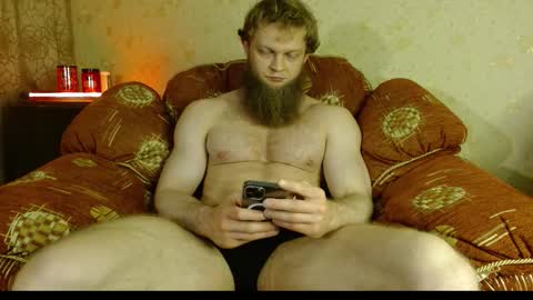 Valentino Hard online show from October 26, 9:50 pm