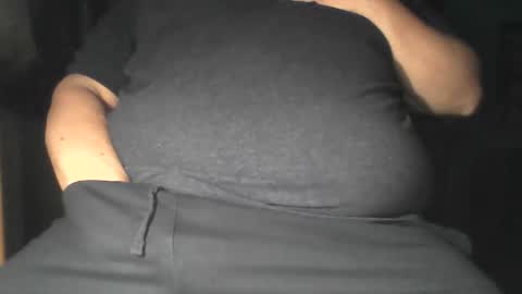 hardfrenchdick17 online show from May 3, 9:50 pm