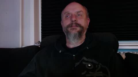 MrLazy online show from December 14, 8:49 pm