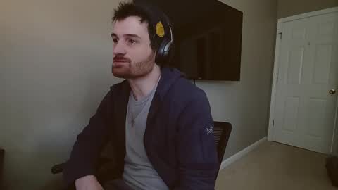 Tom online show from December 13, 5:32 pm