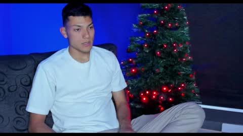 Snapshot of harrydavidsonx chatting on December 27, 6:53 pm  ... online show from December 27, 6:53 pm