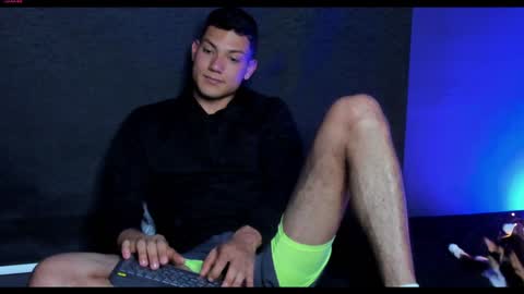 Snapshot of harrydavidsonx chatting on January 28, 12:47 am  ... online show from January 28, 12:47 am