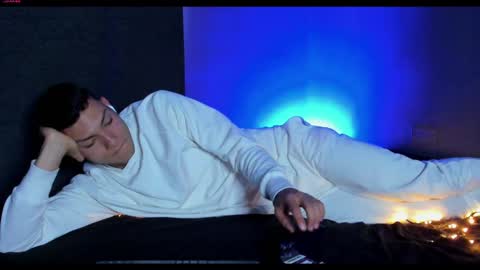 Snapshot of harrydavidsonx chatting on January 18, 4:21 pm  ... online show from January 18, 4:21 pm