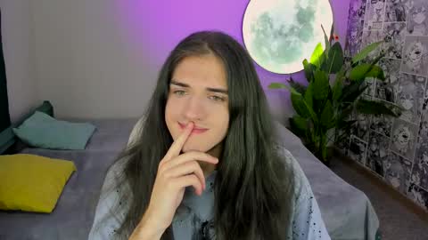 harvey_hair online show from November 25, 3:25 pm