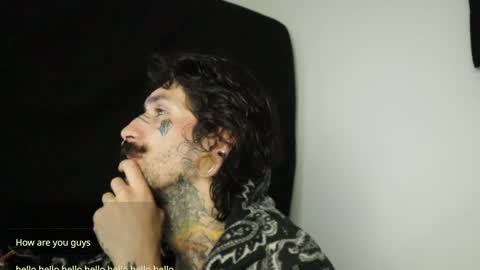 More content   2   online show from January 19, 11:53 pm