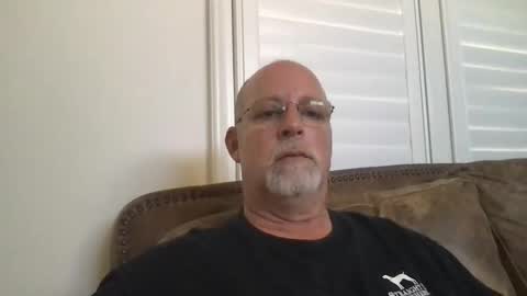 Snapshot of hdeuce22 chatting on October 15, 4:36 pm Hdeuce22 online show from October 15, 4:36 pm