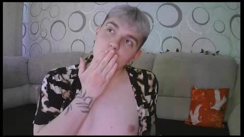 Justin online show from February 27, 1:12 pm