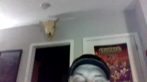 hellraz0r77 online show from February 10, 8:09 am