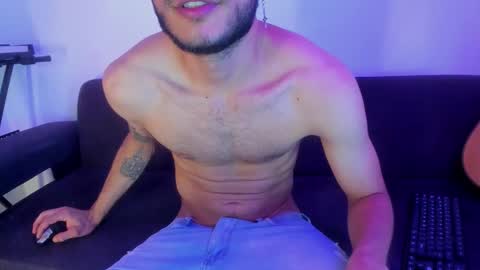 henrik_senn online show from November 26, 1:41 am