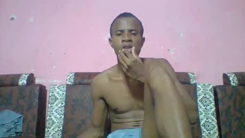 Adrian Honey online show from December 21, 8:10 pm