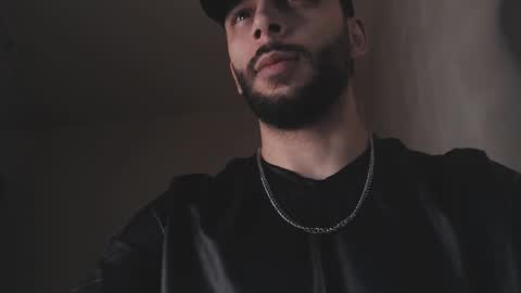 HenryAxe online show from February 25, 8:32 pm