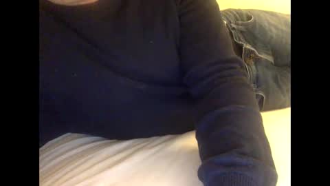 Snapshot of henryhipster chatting on October 15, 6:26 pm Henryhipster  sub  spank useme new Europe Twink kiss first fit kinky naughty online show from October 15, 6:26 pm