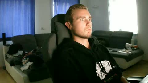 John Pearl online show from November 9, 2:32 pm