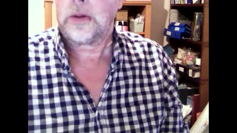 Snapshot of hereford66 chatting on March 3, 8:45 am hereford66 online show from March 3, 8:45 am