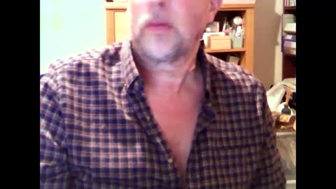 Snapshot of hereford66 chatting on December 14, 8:34 am hereford66 online show from December 14, 8:34 am