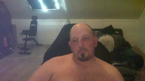 herejust4yoy online show from June 26, 3:03 pm