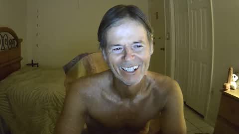 hewes1 online show from March 2, 12:43 am