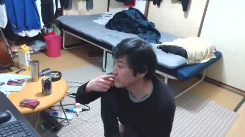 Snapshot of hiro110 chatting on March 10, 12:38 pm hiro110 online show from March 10, 12:38 pm