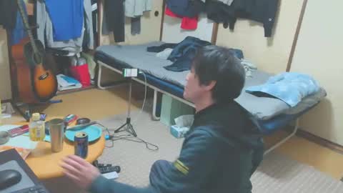 Snapshot of hiro110 chatting on February 20, 11:20 am hiro110 online show from February 20, 11:20 am