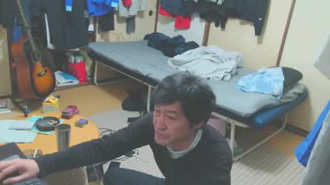 Snapshot of hiro110 chatting on February 22, 8:15 pm hiro110 online show from February 22, 8:15 pm