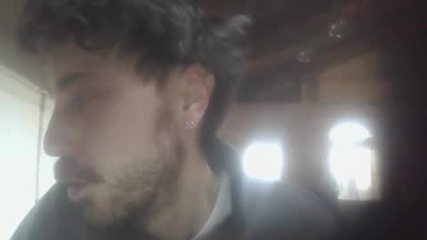 hitmenoww online show from March 26, 8:40 am