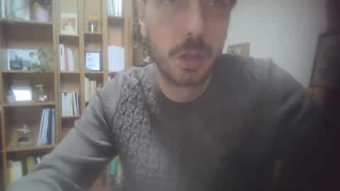 hitmenoww online show from March 8, 9:24 am