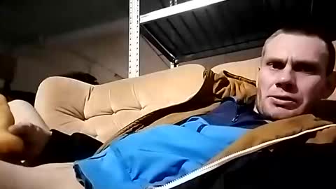 Snapshot of hnkkk88888 chatting on October 12, 7:41 pm Fucker online show from October 12, 7:41 pm