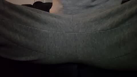 hoiiand48482 online show from October 31, 11:30 pm