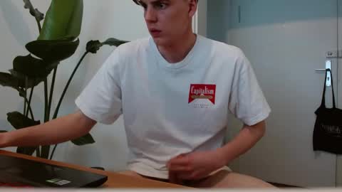 holydegenerate online show from March 29, 2:28 pm