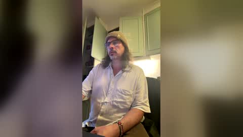 Jaig online show from April 5, 5:31 pm