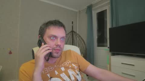 Henry online show from September 24, 6:39 pm