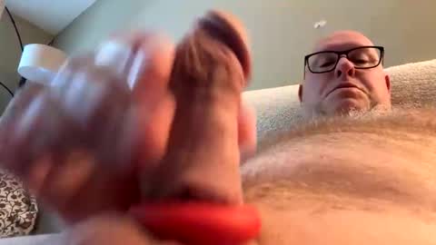 hornieecum online show from April 19, 12:15 pm