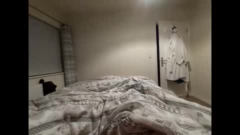 Snapshot of hornybiker1987 chatting on February 17, 10:03 pm hornybiker1987 online show from February 17, 10:03 pm