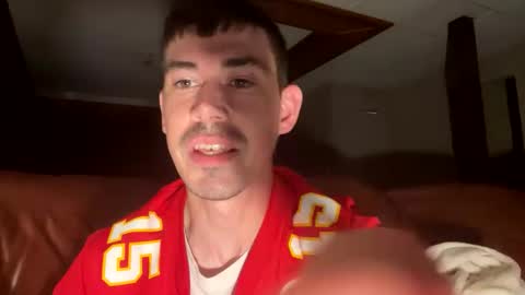 Justin 7 inches online show from September 15, 1:08 am