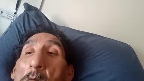 hornyguy_2019 online show from July 2, 1:37 am