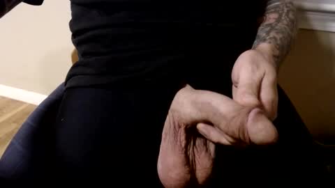 Snapshot of hornyhumpers chatting on September 22, 2:22 am Hornyhumper online show from September 22, 2:22 am