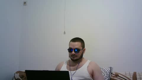 hornymonkey991 online show from May 27, 1:57 am