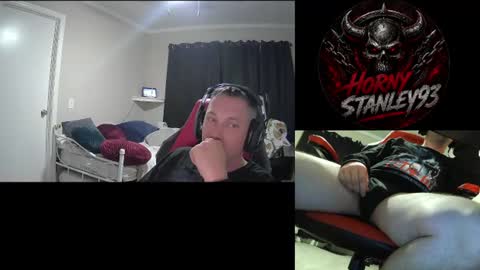hornystanley93 online show from July 10, 4:49 am