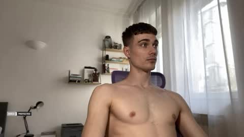 Snapshot of hornytwunk01 chatting on October 19, 12:52 pm Travis online show from October 19, 12:52 pm