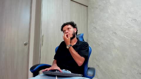 hot bad boy69 online show from April 10, 10:06 pm