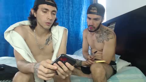 Snapshot of hot_sharks__ chatting on March 7, 12:34 pm Hot Sharks   online show from March 7, 12:34 pm