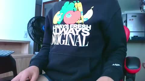 hot_twinks83 online show from September 25, 6:51 pm