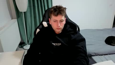 Hotboyshorny online show from April 7, 5:02 pm