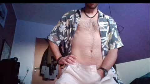 hotguitarplayernaked online show from May 25, 3:24 am
