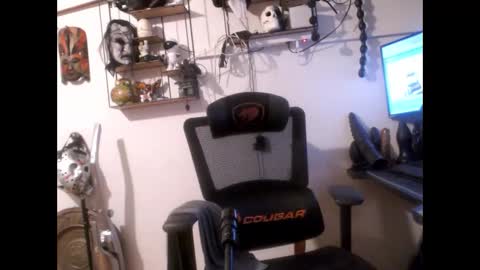 Snapshot of hotkinkytat chatting on March 6, 6:37 pm hotkinkytat online show from March 6, 6:37 pm